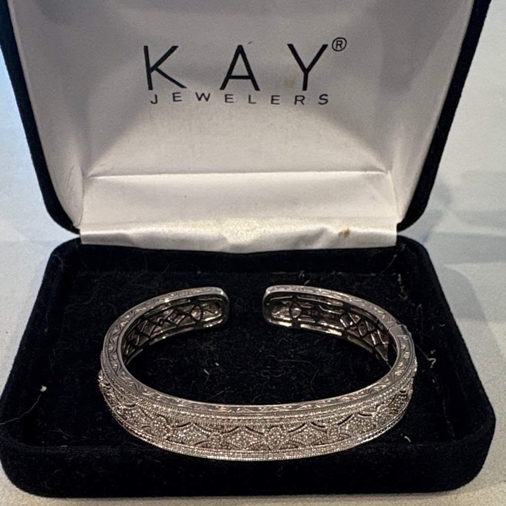 Kay Jewelers Intricate Silver Bracelet 265$
